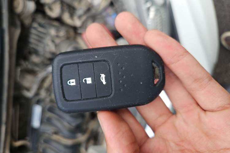Used Honda Fit 2018 1.5L CVT Comfort Sunroof Version Vehicle Key