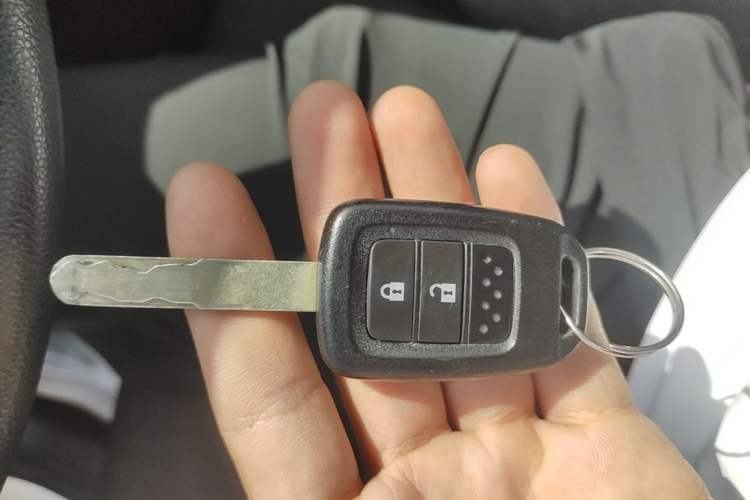 Used Honda Fit 2018 1.5L CVT Comfort Sunroof Version Vehicle Key