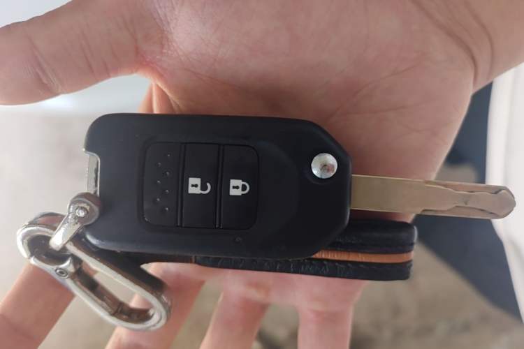 Used Honda Fit 2018 1.5L CVT Comfort Sunroof Version Vehicle Key