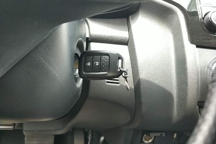 Used Honda Fit 2018 1.5L CVT Comfort Sunroof Version Vehicle Key