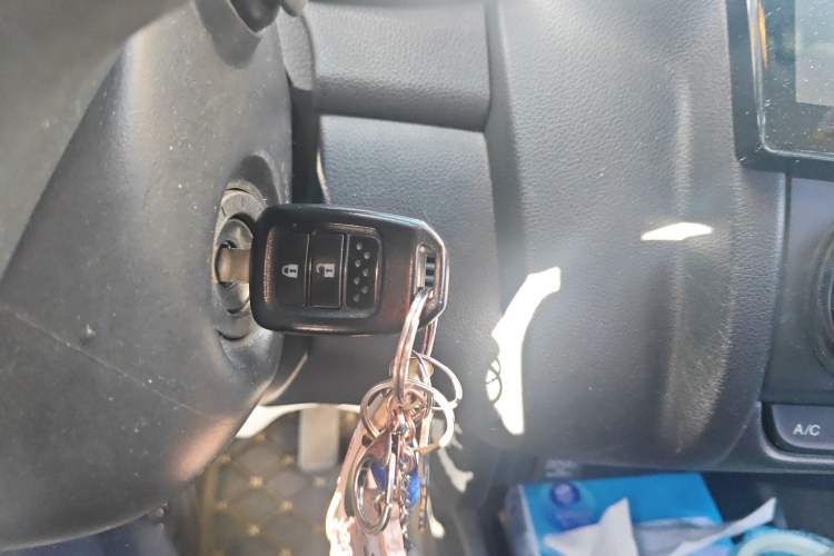 Used Honda Fit 2018 1.5L CVT Comfort Sunroof Version Vehicle Key