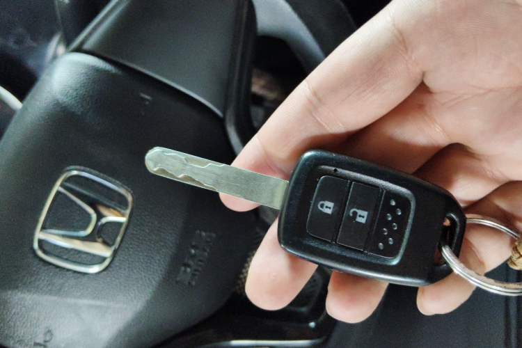 Used Honda Fit 2018 1.5L CVT Trendy Sports Edition Vehicle Key