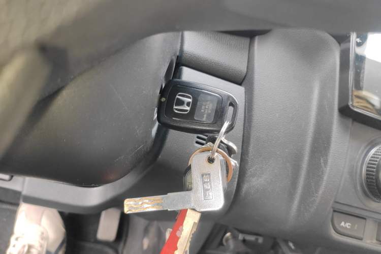 Used Honda Fit 2018 1.5L CVT Comfort Sunroof Version Vehicle Key