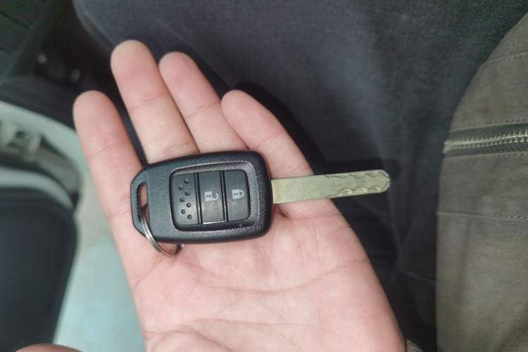 Used Honda Fit 2018 1.5L CVT Comfort Sunroof Version Vehicle Key