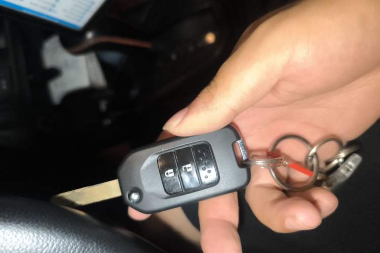 Used Honda Fit 2018 1.5L CVT Comfort Sunroof Version Vehicle Key