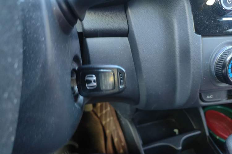 Used Honda Fit 2018 1.5L CVT Comfort Sunroof Version Vehicle Key