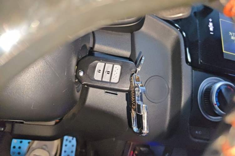Used Honda Fit 2018 1.5L CVT Trendy Run+ Edition Vehicle Key