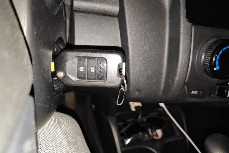 Used Honda Fit 2018 1.5L CVT Comfort Sunroof Version Vehicle Key