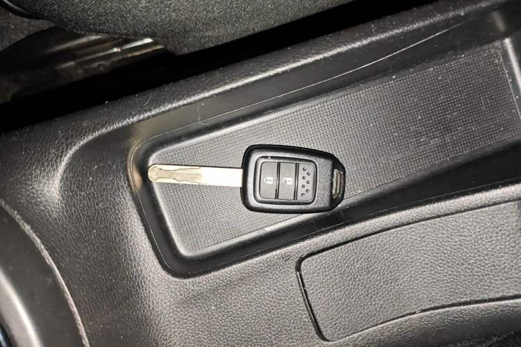 Used Honda Fit 2018 1.5L CVT Comfort Sunroof Version Vehicle Key