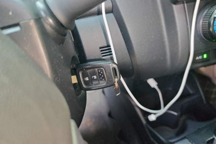 Used Honda Fit 2018 1.5L CVT Comfort Sunroof Version Vehicle Key