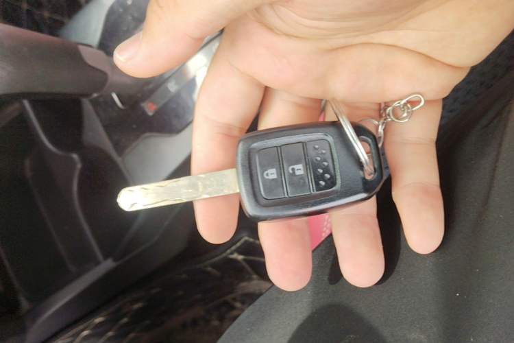 Used Honda Fit 2018 1.5L CVT Comfort Sunroof Version Vehicle Key