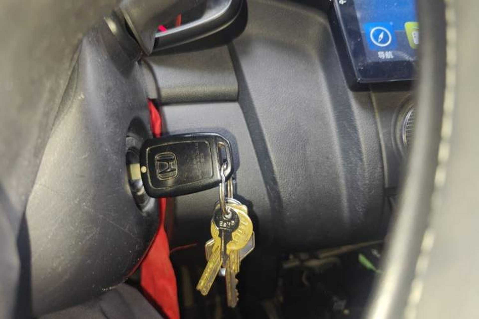 Used Honda Fit 2018 1.5L CVT Comfort Sunroof Version Vehicle Key