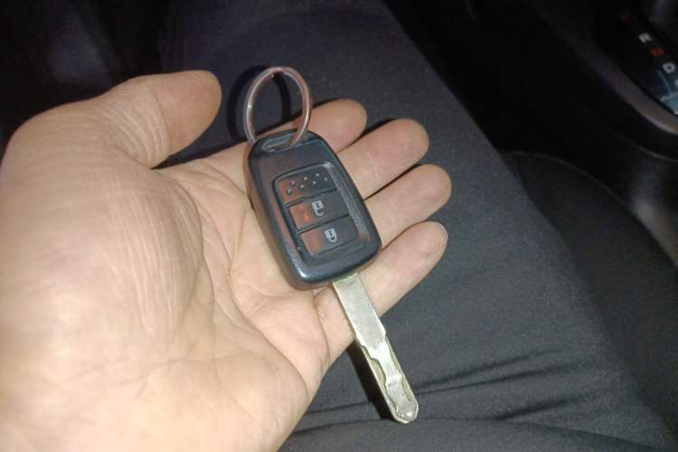 Used Honda Fit 2018 1.5L CVT Comfort Sunroof Version Vehicle Key