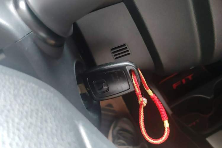 Used Honda Fit 2018 1.5L CVT Comfort Sunroof Version Vehicle Key