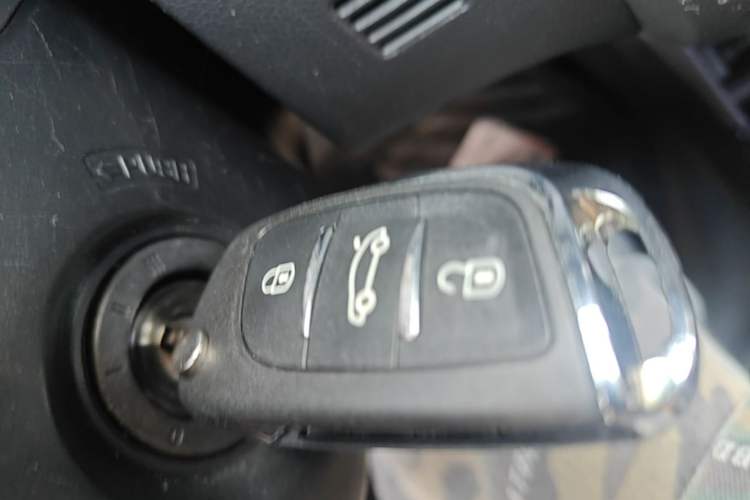 Used Honda Fit 2018 1.5L CVT Comfort Version Vehicle Key