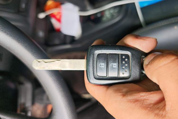Used Honda Fit 2018 1.5L CVT Comfort Sunroof Version Vehicle Key