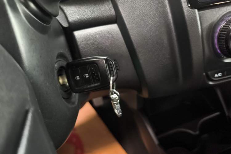 Used Honda Fit 2018 1.5L CVT Comfort Sunroof Version Vehicle Key
