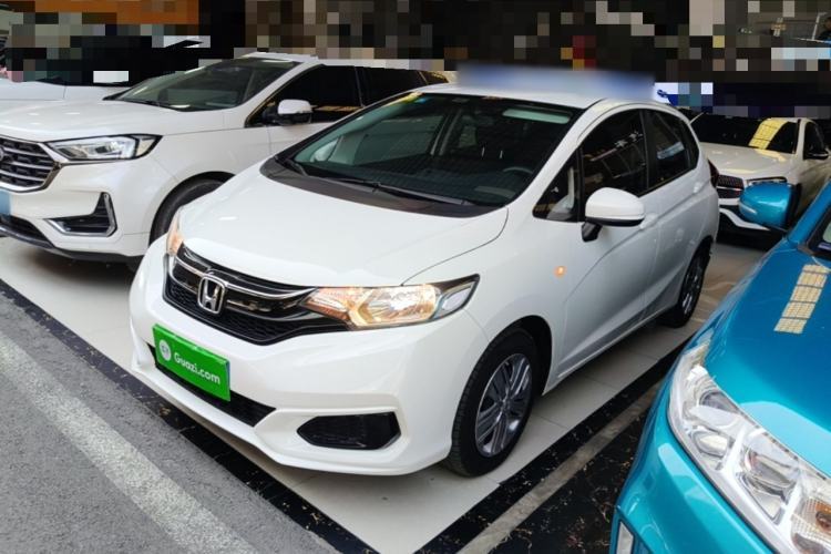 Used Honda Fit 2018 1.5L CVT Comfort Version Guazi used car, China used car export, Used car for sale, Used  cars, Cheapest cars for sale