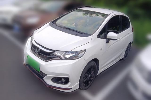 Ojetý Honda Fit 2018 1.5L CVT Trendy Sports Edition