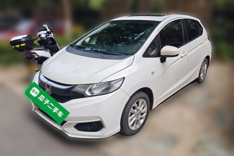 Used Honda Fit 2018 1.5L CVT Comfort Sunroof Version Guazi used car, China used car export, Used car for sale, Used cars, Cheapest cars for sale