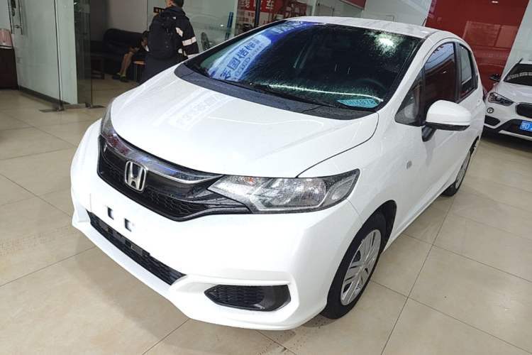 Used Honda Fit 2018 1.5L CVT Comfort Version Guazi used car, China used car export, Used car for sale, Used  cars, Cheapest cars for sale