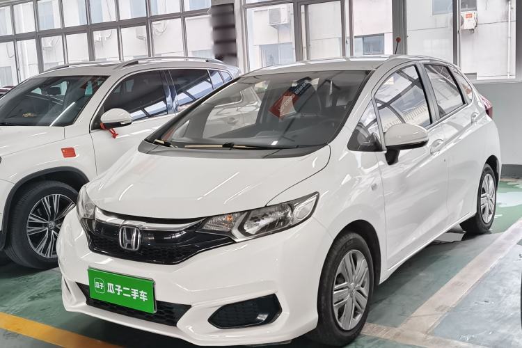 Used Honda Fit 2018 1.5L CVT Comfort Version Guazi used car, China used car export, Used car for sale, Used  cars, Cheapest cars for sale