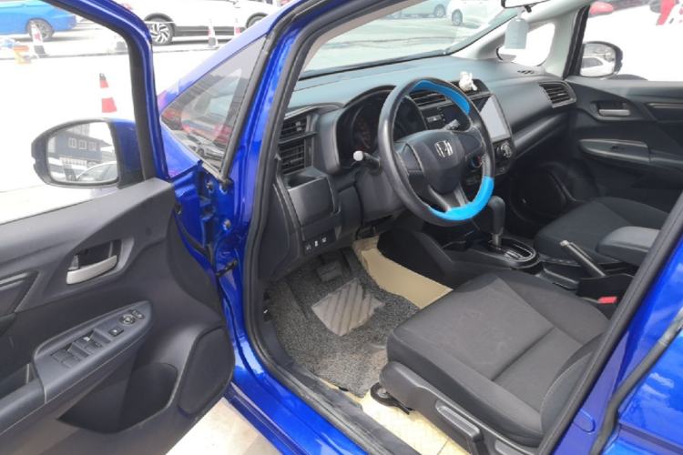 Used Honda Fit 2020 1.5L CVT Comfort Version Driver Seat