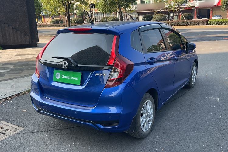 Used Honda Fit 2020 1.5L CVT Comfort Sunroof Version Exterior 3