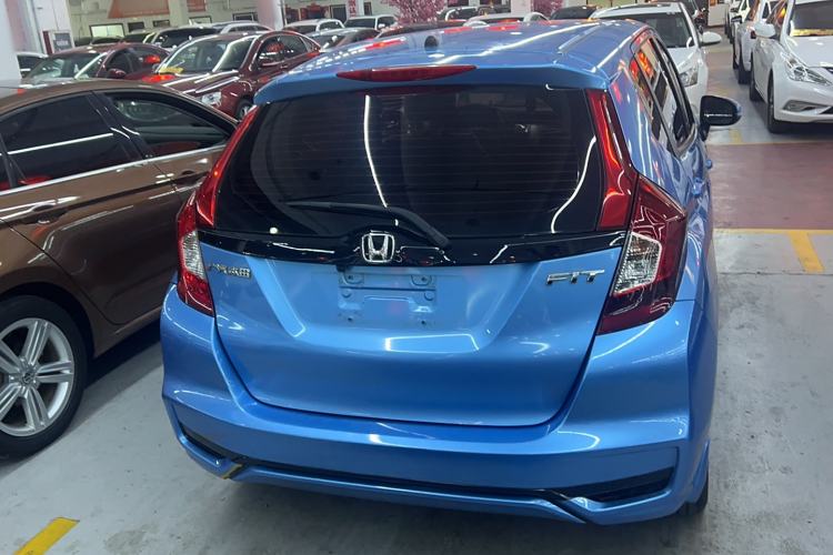Used Honda Fit 2020 1.5L CVT Comfort Sunroof Version Exterior 4