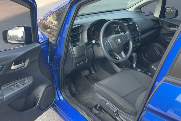 Used Honda Fit 2020 1.5L CVT Comfort Sunroof Version Interior 2