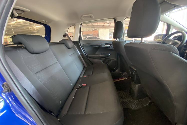 Used Honda Fit 2020 1.5L CVT Comfort Version Interior 4