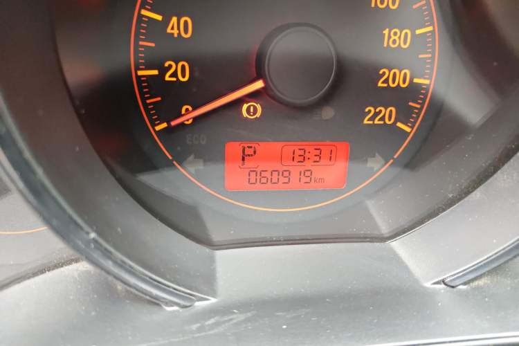 Used Honda Fit 2020 1.5L CVT Comfort Sunroof Version Odometer Close Up
