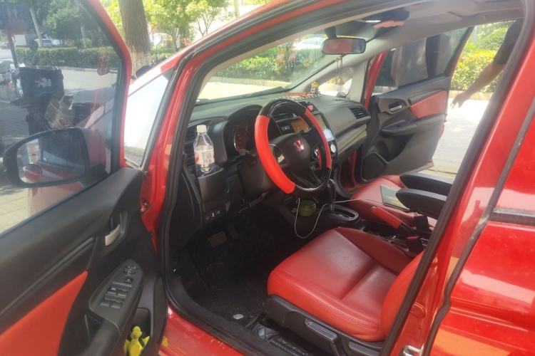 Used Honda Fit 2020 1.5L CVT Comfort Sunroof Version Driver Seat