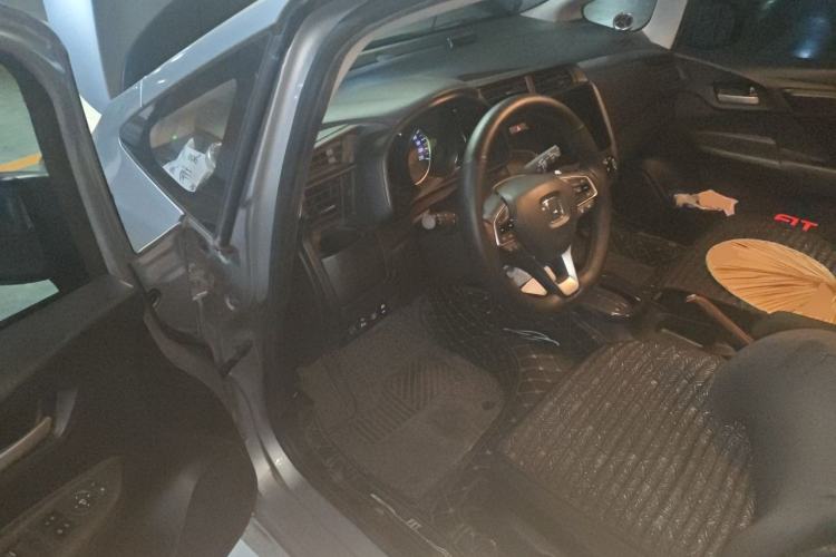 Used Honda Fit 2020 1.5L CVT Comfort Sunroof Version Driver Seat