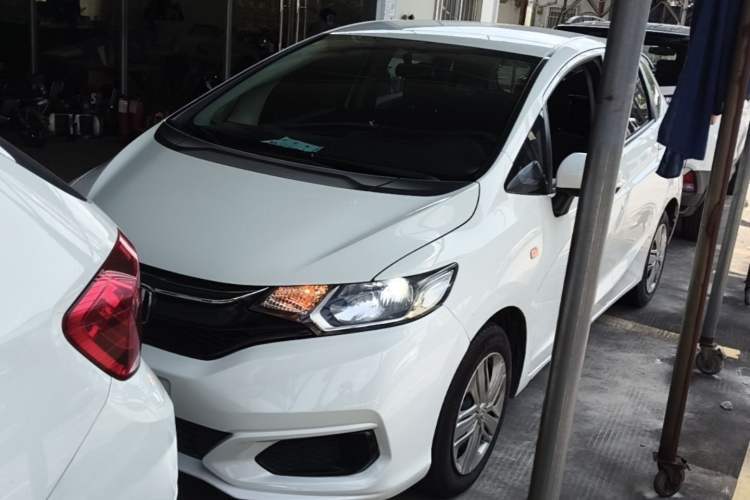 Used Honda Fit 2020 1.5L CVT Comfort Version Guazi used car, China used car export, Used car for sale, Used  cars, Cheapest cars for sale