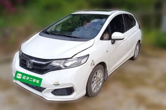 Używany Honda Fit 2020 1.5L CVT Comfort Sunroof Version