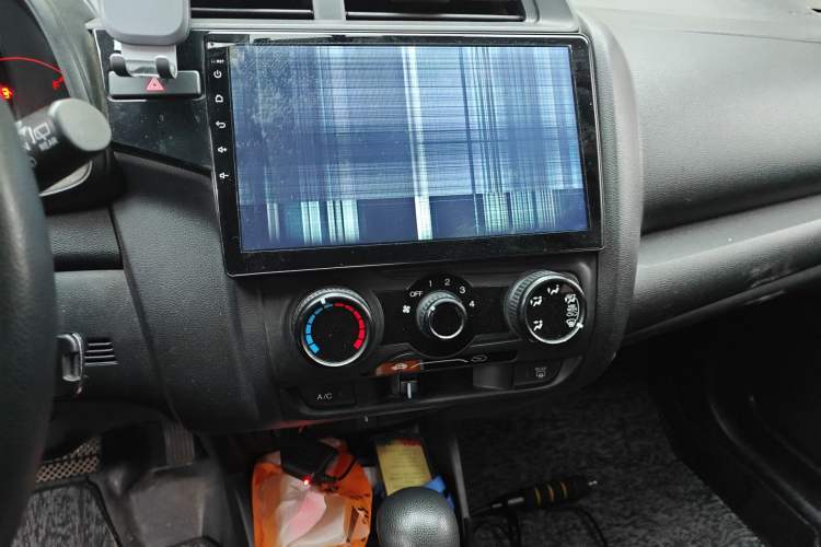 Used Honda Fit 2020 1.5L CVT Comfort Sunroof Version Audio And AC Panel