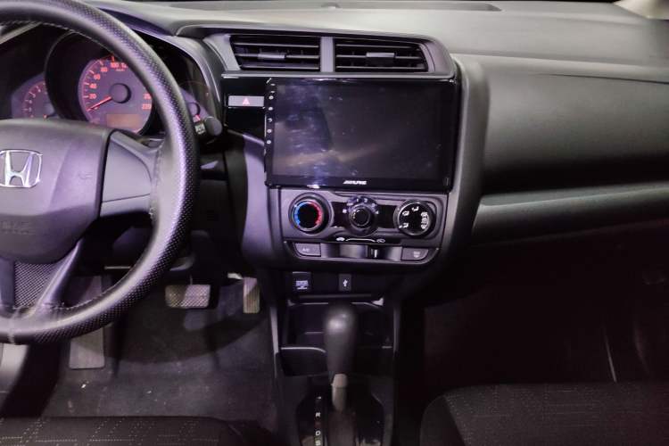 Used Honda Fit 2020 1.5L CVT Comfort Version Audio And AC Panel