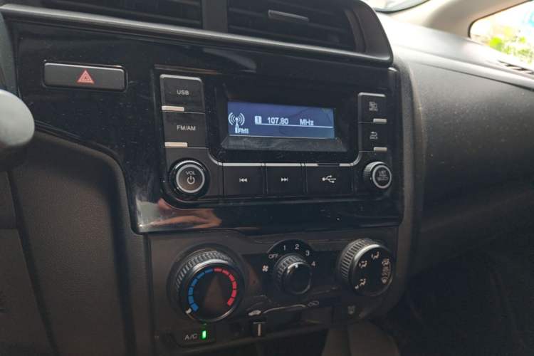 Used Honda Fit 2020 1.5L CVT Comfort Version Audio And AC Panel