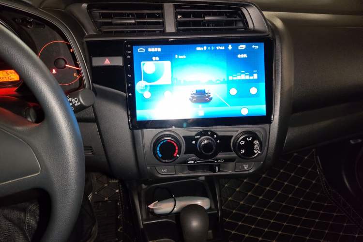 Used Honda Fit 2020 1.5L CVT Comfort Sunroof Version Audio And AC Panel