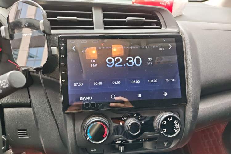 Used Honda Fit 2020 1.5L CVT Comfort Sunroof Version Audio And AC Panel