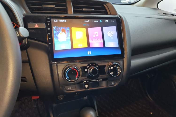 Used Honda Fit 2020 1.5L CVT Comfort Sunroof Version Audio And AC Panel