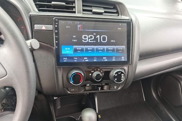 Used Honda Fit 2020 1.5L CVT Comfort Version Audio And AC Panel