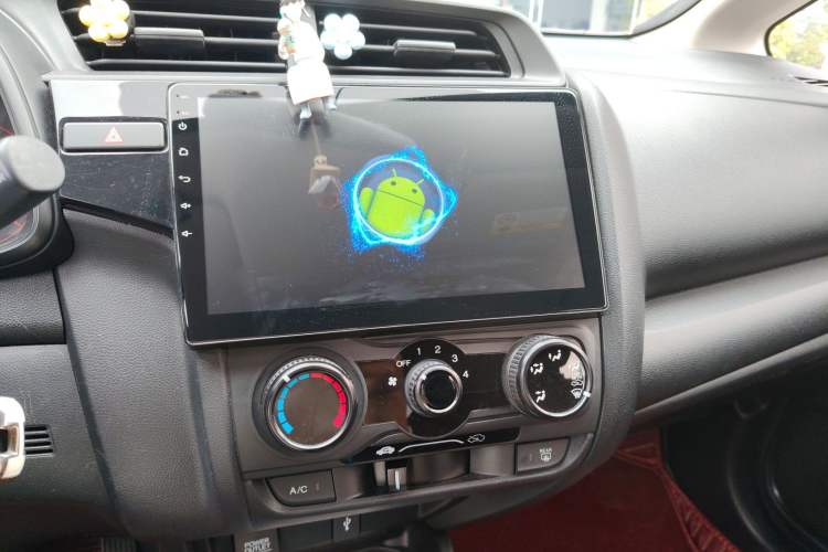 Used Honda Fit 2020 1.5L CVT Comfort Version Audio And AC Panel