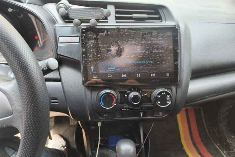 Used Honda Fit 2020 1.5L CVT Comfort Version Audio And AC Panel