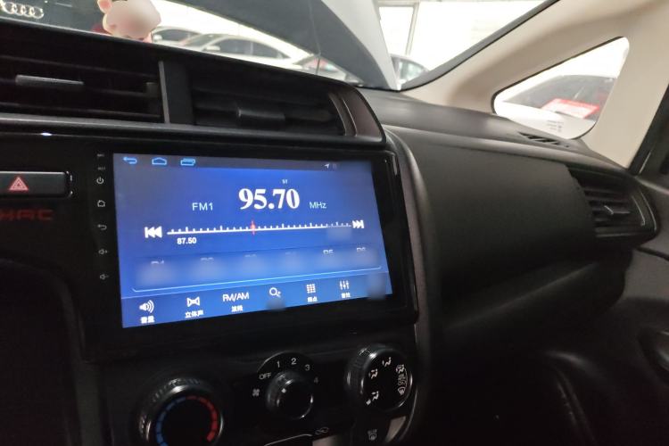 Used Honda Fit 2020 1.5L CVT Comfort Version Center Console