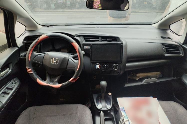 Used Honda Fit 2020 1.5L CVT Comfort Version Center Console