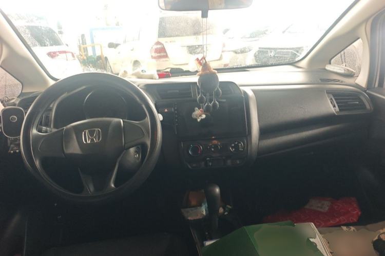 Used Honda Fit 2020 1.5L CVT Comfort Version Center Console