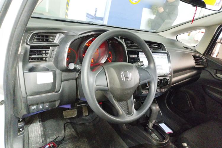Used Honda Fit 2020 1.5L CVT Comfort Version Center Console