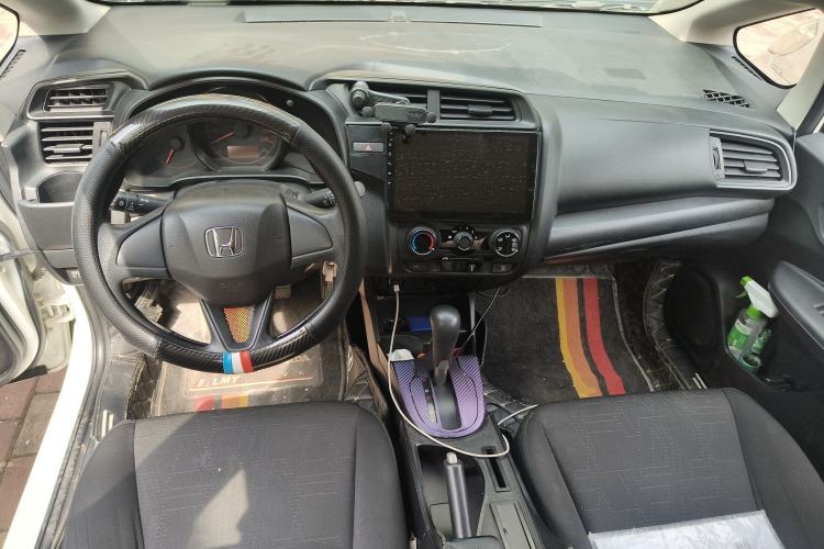 Used Honda Fit 2020 1.5L CVT Comfort Version Center Console